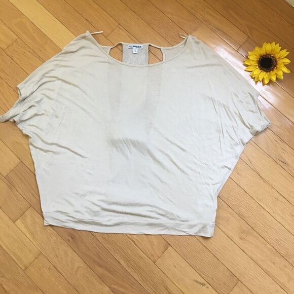 💄💋Express Sequin Sophisticated Short Sleeve Top - Picture 4 of 6